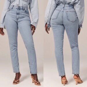 Abercrombie Curve Love 90s Ultra High Rise Slim Straight Jeans - Size 28L